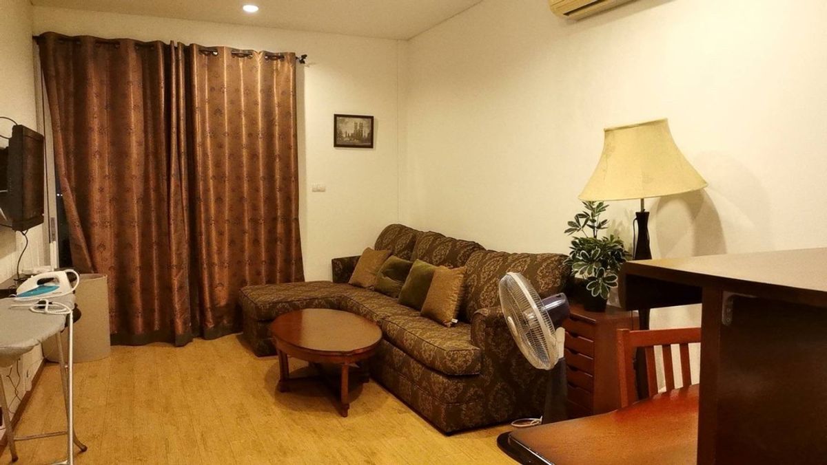 For RentCondoWongwianyai, Charoennakor : Hot Price for Rent Villa Sathorn (Villa Sathorn) cheapest price, beautiful room🔥