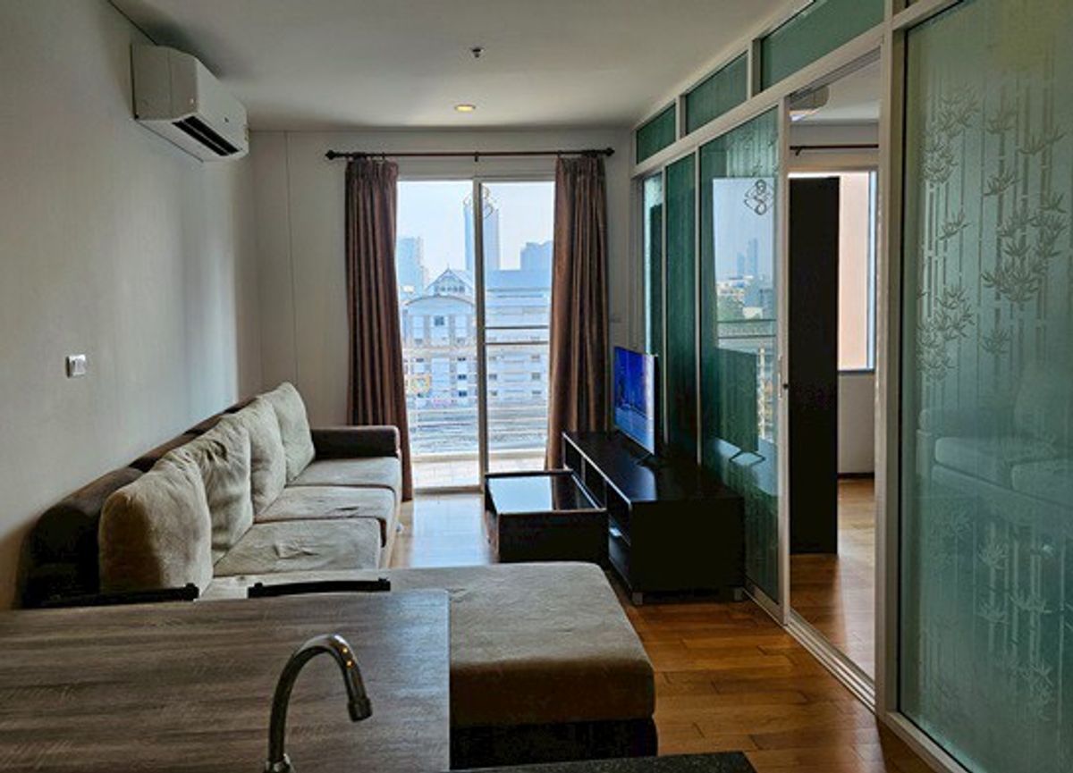 For RentCondoWongwianyai, Charoennakor : Hot Price for Rent Villa Sathorn (Villa Sathorn) cheapest price, beautiful room🔥