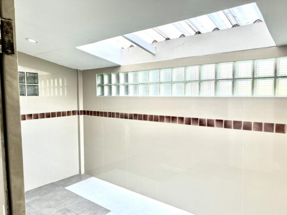 ขายอาคารพาณิชย์บางแค เพชรเกษม : ขายพร้อมผู้เช่า อาคารพาณิชย์ บางแวก ใกล้ถนนกาญจนาภิเษกเพียง 50 เมตร