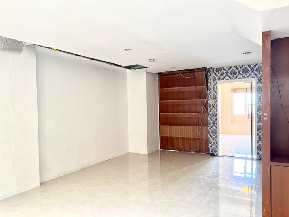 ขายอาคารพาณิชย์บางแค เพชรเกษม : ขายพร้อมผู้เช่า อาคารพาณิชย์ บางแวก ใกล้ถนนกาญจนาภิเษกเพียง 50 เมตร