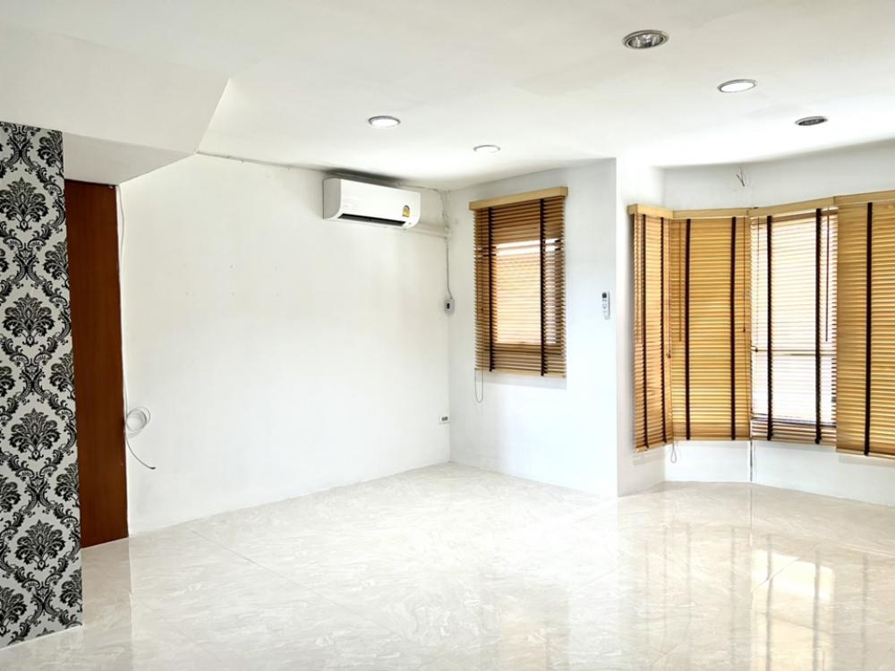 ขายอาคารพาณิชย์บางแค เพชรเกษม : ขายพร้อมผู้เช่า อาคารพาณิชย์ บางแวก ใกล้ถนนกาญจนาภิเษกเพียง 50 เมตร