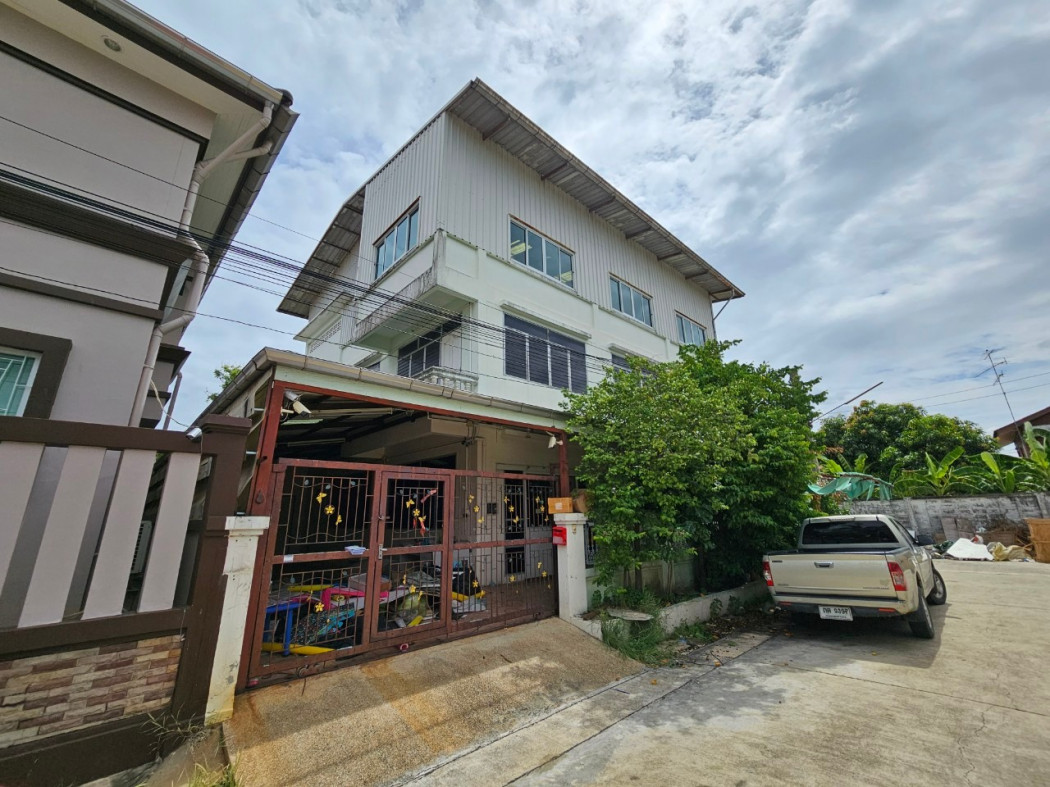 ขายสำนักงานบางแค เพชรเกษม : ขาย ออฟฟิศ พื้นที่ 432 ตร.ม. นิศาชล บางแวก 79 432 ตรม. 69.9 ตร.วา