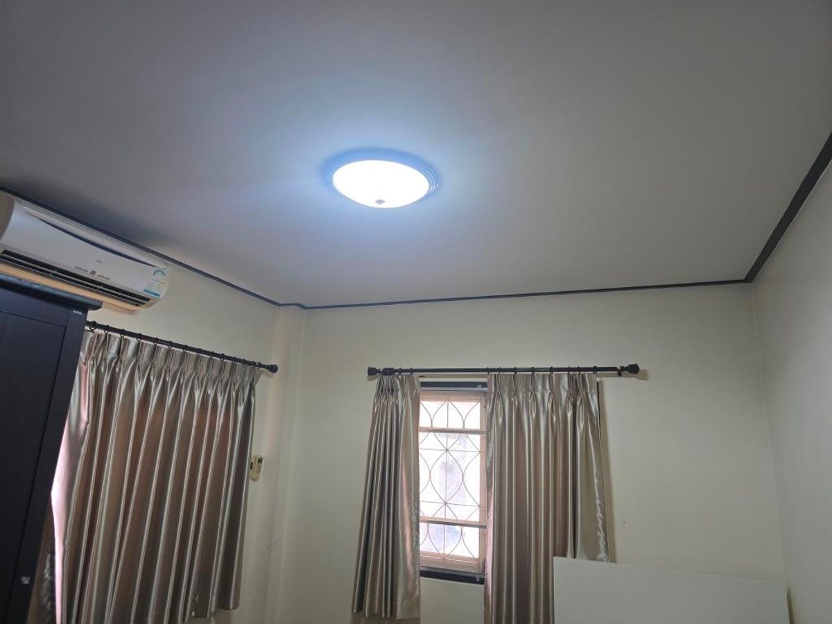 For RentHouseMin Buri, Romklao : For rent, a newly renovated single house with garden, 4 bedroom at Perfect Place Ramkamhaeng 164 Garden zone