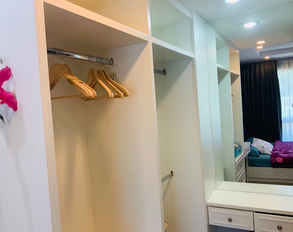 ขายคอนโดพัทยา บางแสน ชลบุรี สัตหีบ : (Owner Post) ขายคอนโด The Blue X Bangsaen พร้อมสัญญาเช่า (ค่าเช่า 10,000 บาท/เดือน) ตรงข้ามสาธิตม.บูรพา เดินลงหาดวอนได้ ค่าใช้จ่ายในการโอนกรรมสิทธิ์คนละครึ่ง