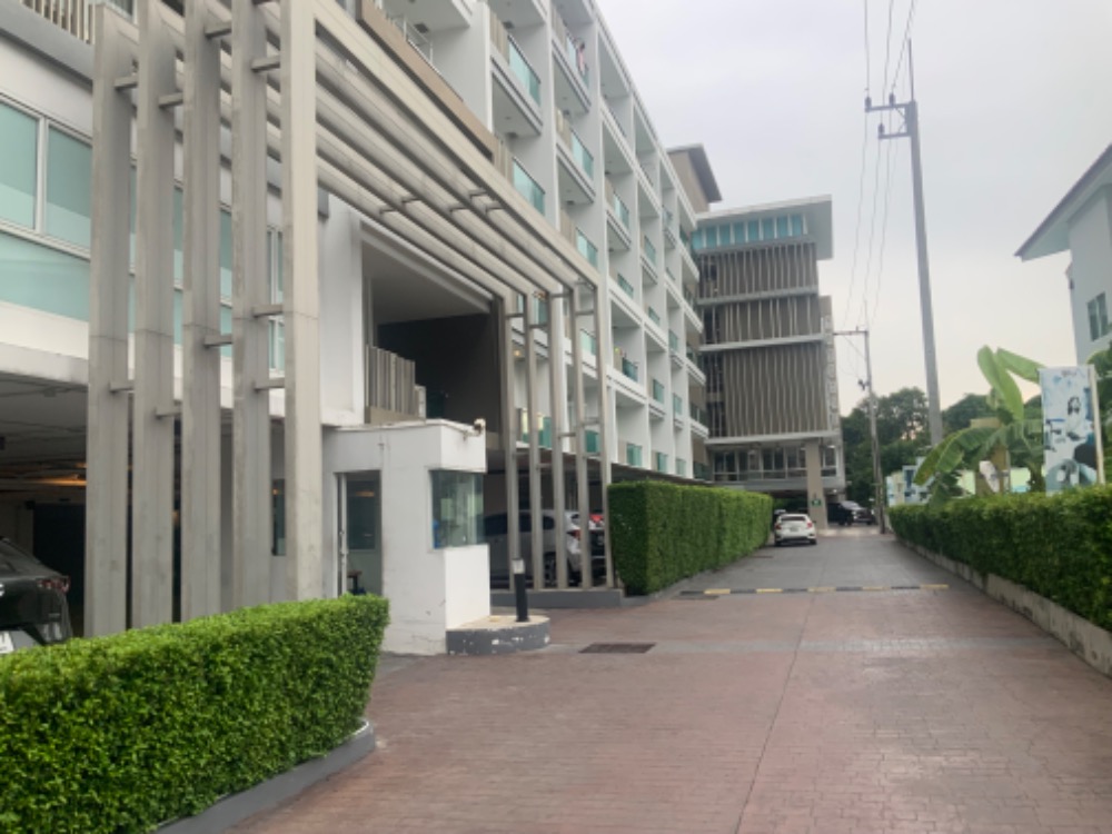 ขายคอนโดพัทยา บางแสน ชลบุรี สัตหีบ : (Owner Post) ขายคอนโด The Blue X Bangsaen พร้อมสัญญาเช่า (ค่าเช่า 10,000 บาท/เดือน) ตรงข้ามสาธิตม.บูรพา เดินลงหาดวอนได้ ค่าใช้จ่ายในการโอนกรรมสิทธิ์คนละครึ่ง