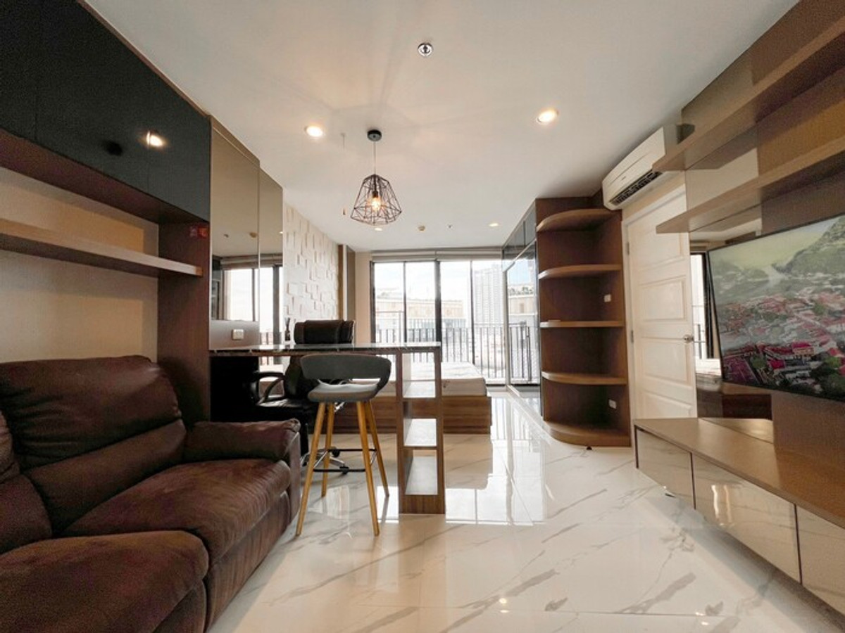 For SaleCondoBang Sue, Wong Sawang, Tao Pun : 🔥🔥Room for sale with tenant!! The Tree Interchange, area 35.98 sq m, Building B, 10th floor, newly renovated, fully furnished, only 2.69 million baht!! Interested LINE: @atfirm🔥🔥