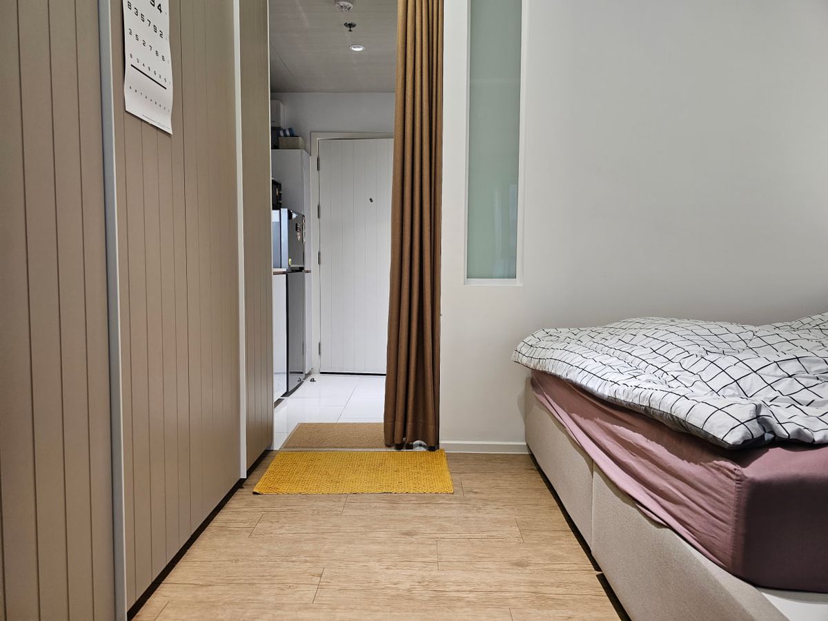 ขายคอนโดสยาม จุฬา สามย่าน : Triple Y Residence【𝐒𝐄𝐋𝐋 & 𝐑𝐄𝐍𝐓】🔥คอนโดบนสามย่านมิตรทาวน์ ชั้นสูง เฟอร์นิเจอร์พร้อม ส่วนกลางครบครัน เดินทางสะดวก รีบจองเลยย!! 🔥ติดต่อไลน์ไอดี: @hacondo