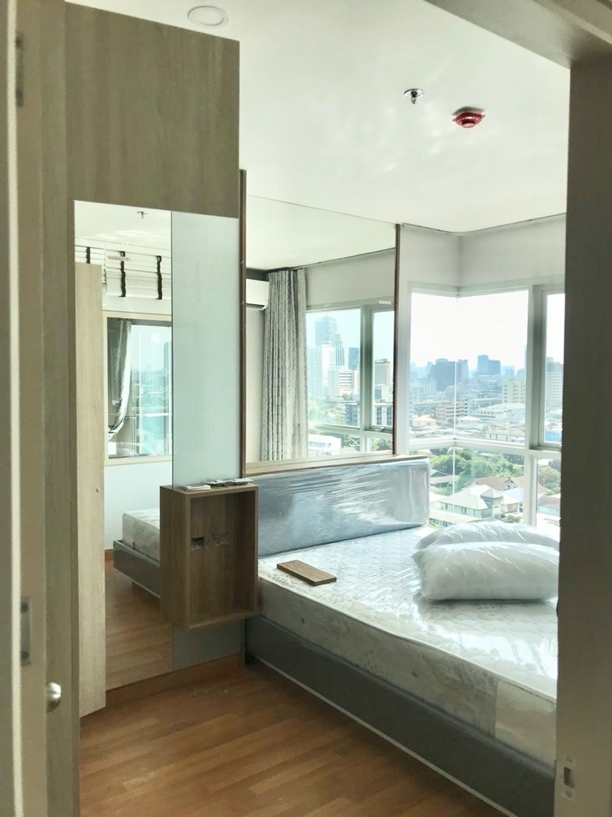 ขายคอนโดสะพานควาย จตุจักร : 🔥คอนโดทำเลดี ใกล้จตุจักร ชั้นสูง ห้องจริงสวย น่าอยู่มาก พร้อมเข้าอยู่