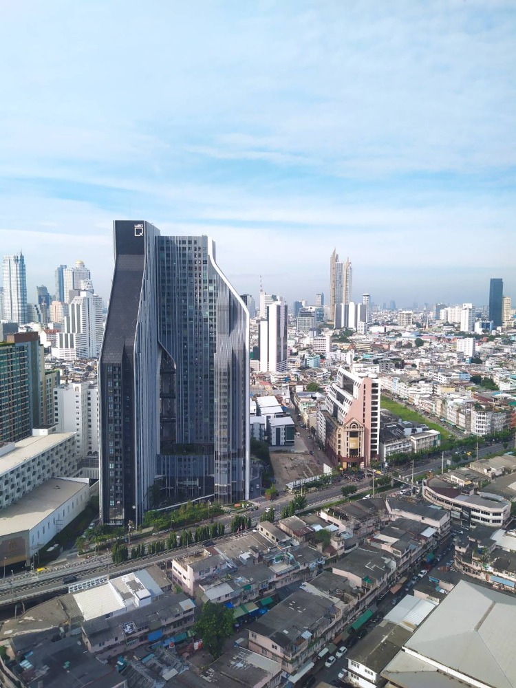 ขายคอนโดสยาม จุฬา สามย่าน : Triple Y Residence【𝐒𝐄𝐋𝐋】🔥ห้องโปร่งโล่ง ชั้นสูง ตกแต่งสไตล์มินิมอล วิวสวย อยู่บนห้างสามย่านมิตรทาวน์ ราคาดีแบบนี้ รีบจองเลย!! 🔥ติดต่อไลน์ไอดี: @hacondo