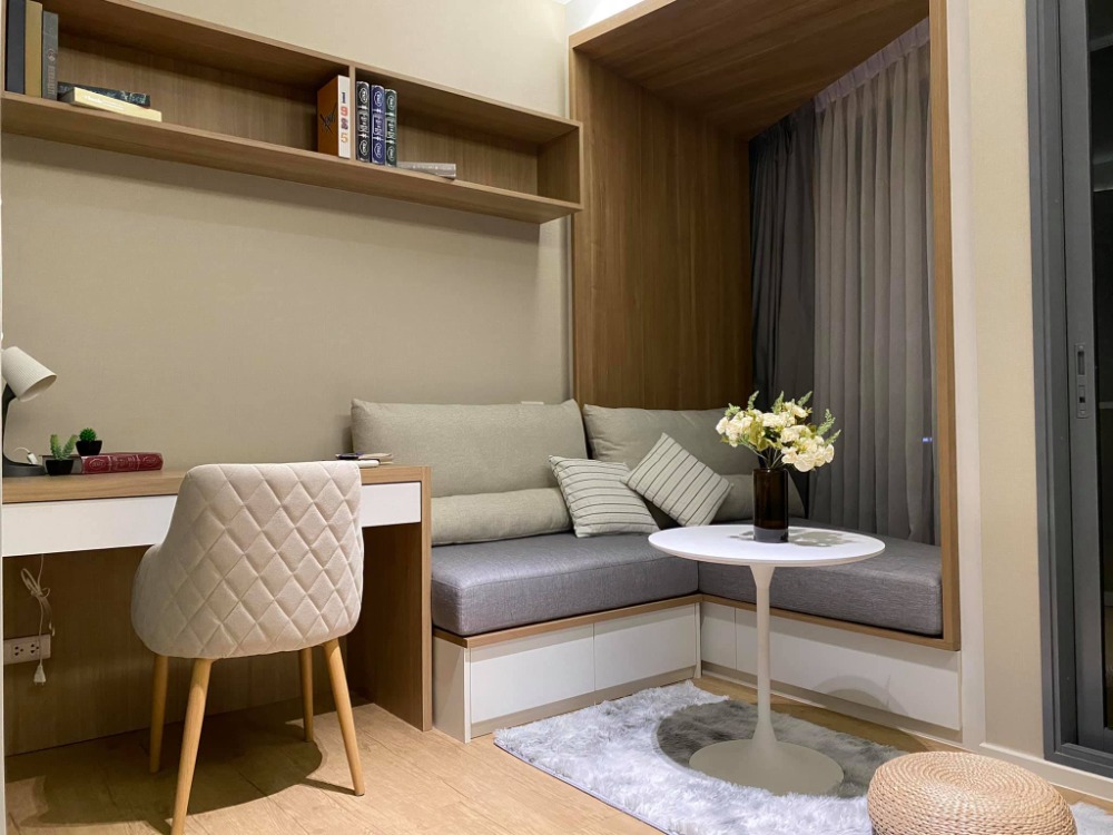 ขายคอนโดสยาม จุฬา สามย่าน : Triple Y Residence【𝐒𝐄𝐋𝐋 & 𝐑𝐄𝐍𝐓】🔥คอนโดบนสามย่านมิตรทาวน์ สไตล์มินิมอล วิวสวย ส่วนกลางครบ ติดMRTสามย่าน รีบจองเลยย!! 🔥ติดต่อไลน์ไอดี: @hacondo