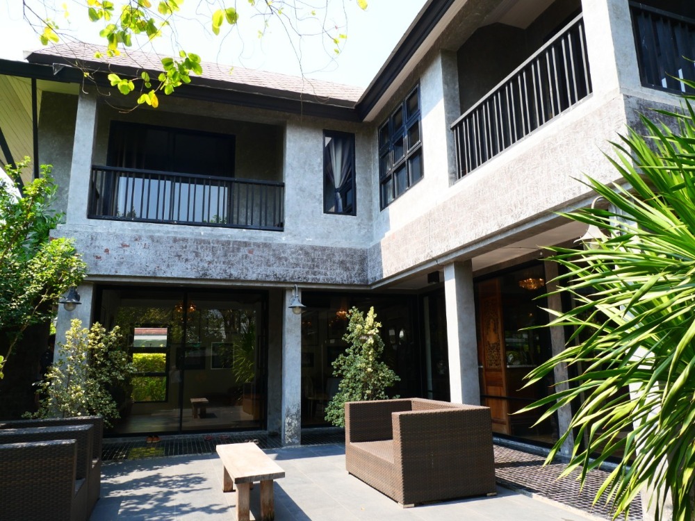 ขายบ้านบางแค เพชรเกษม : ขายบ้าน หลังมุม!! ม.ปารวีร์ เพชรเกษม 63 สวยเหมือนอยู่รีสอร์ท
