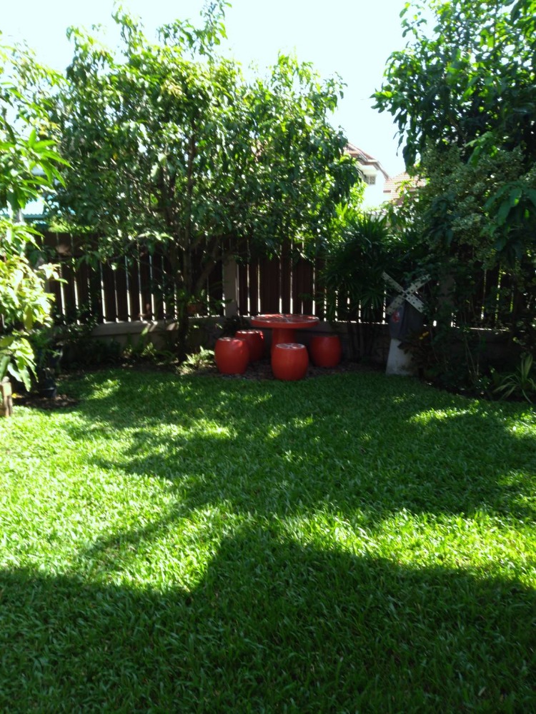 For SaleHouseNawamin, Ramindra : Single house for sale, Sammakorn Nimitmai, corner house, near Sarasas Witaed School.