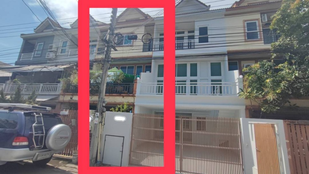 ขายทาวน์โฮมลาดพร้าว เซ็นทรัลลาดพร้าว : ขาย ทาวน์ฮ้าส์ 3 ชั้น 6 ระดับ ใกล้รถไฟฟ้าสายสีเหลืองและสายสีส้ม โรงเรียนบดินทร์เดชา ย่านลาดพร้าว, กรุงเทพ