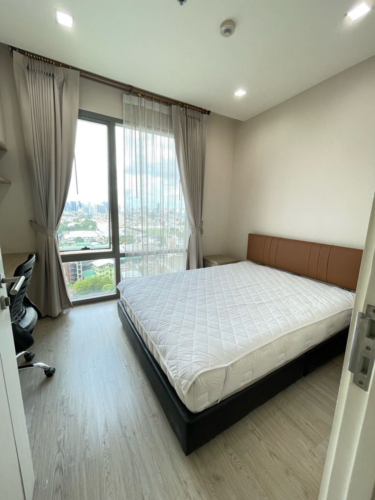 ให้เช่าคอนโดพระราม 3 สาธุประดิษฐ์ : 🔥ให้เช่าด่วน🔥Star View 2 ห้องนอน 2 ห้องน้ำ มีลิฟท์ส่วนตัว ห้องสวย ติดแม่น้ำเจ้าพระยา❗