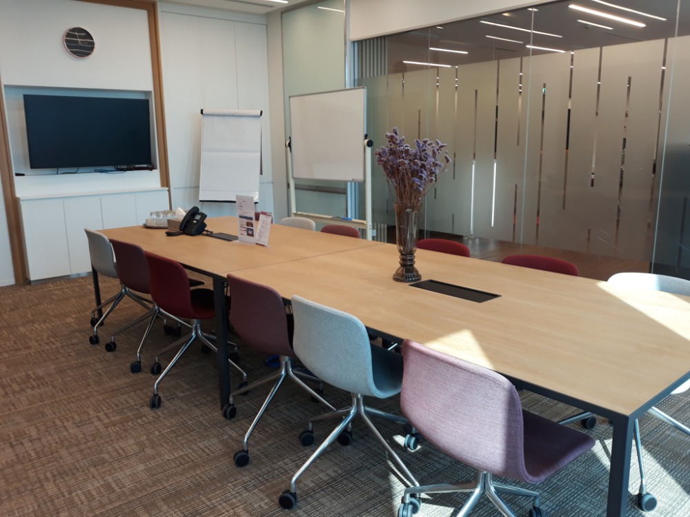 For RentOfficeBangna, Bearing, Lasalle : Bangkok Office For Rent Bangna Serviced Office Bhiraj Tower At Bitec Bangna Office Building Fully-Furnished 2 Workstations closed to BTS Bangna, Udomsuk, Bangna Trat Road, Sukhumvit Road, Bearing, Bangna