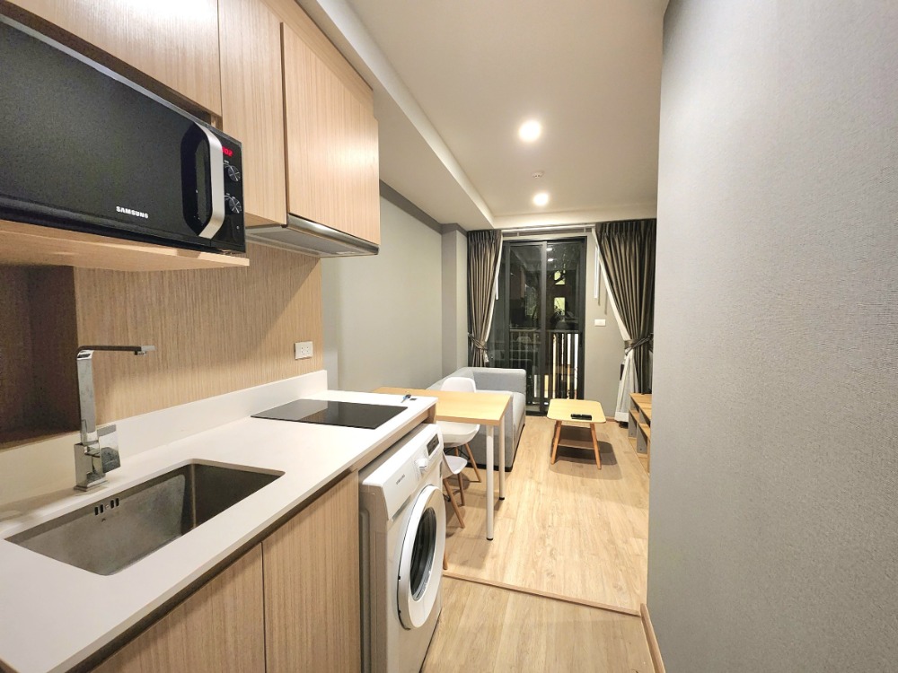 ให้เช่าคอนโดวงเวียนใหญ่ เจริญนคร : สถานะตามภาพปก**ห้องว่างครับผม มีเครื่องซักผ้า แอร์ 2 ตัว!! ห้องริมด้วย! The Most อิสรภาพ**  วิวสระน้ำ พร้อมอยู่ ใกล้ศิริราชที่สุด SN517.56