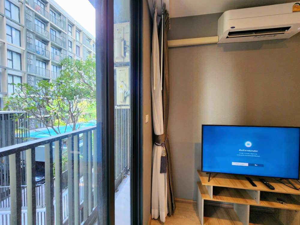 ให้เช่าคอนโดวงเวียนใหญ่ เจริญนคร : สถานะตามภาพปก**ห้องว่างครับผม มีเครื่องซักผ้า แอร์ 2 ตัว!! ห้องริมด้วย! The Most อิสรภาพ**  วิวสระน้ำ พร้อมอยู่ ใกล้ศิริราชที่สุด SN517.56