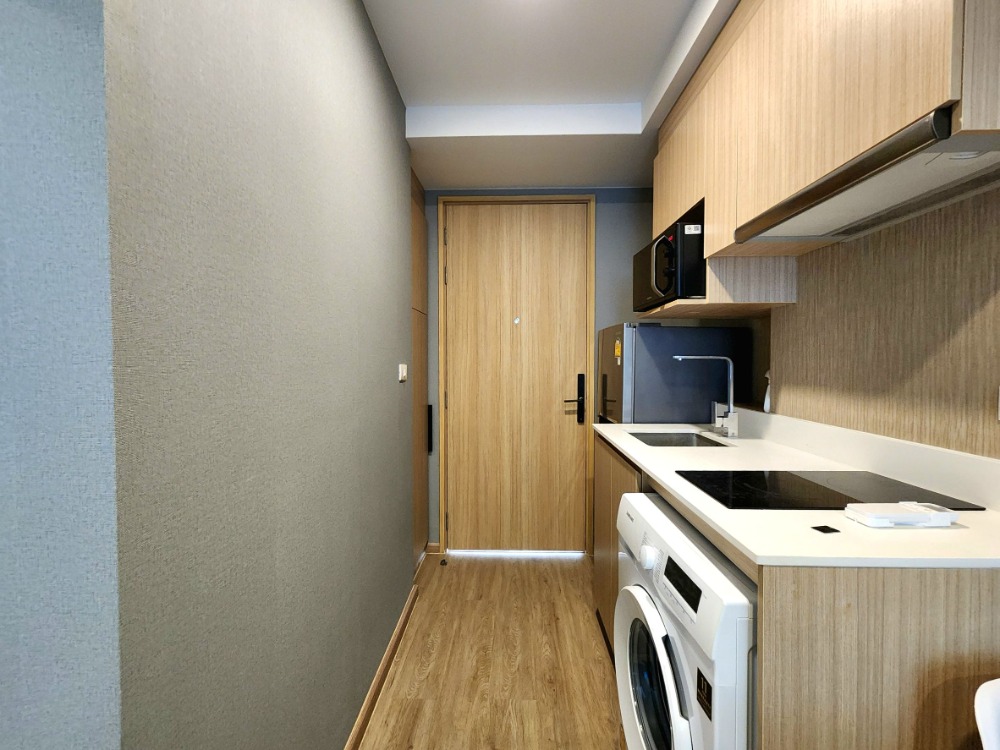 ให้เช่าคอนโดวงเวียนใหญ่ เจริญนคร : สถานะตามภาพปก**ห้องว่างครับผม มีเครื่องซักผ้า แอร์ 2 ตัว!! ห้องริมด้วย! The Most อิสรภาพ**  วิวสระน้ำ พร้อมอยู่ ใกล้ศิริราชที่สุด SN517.56