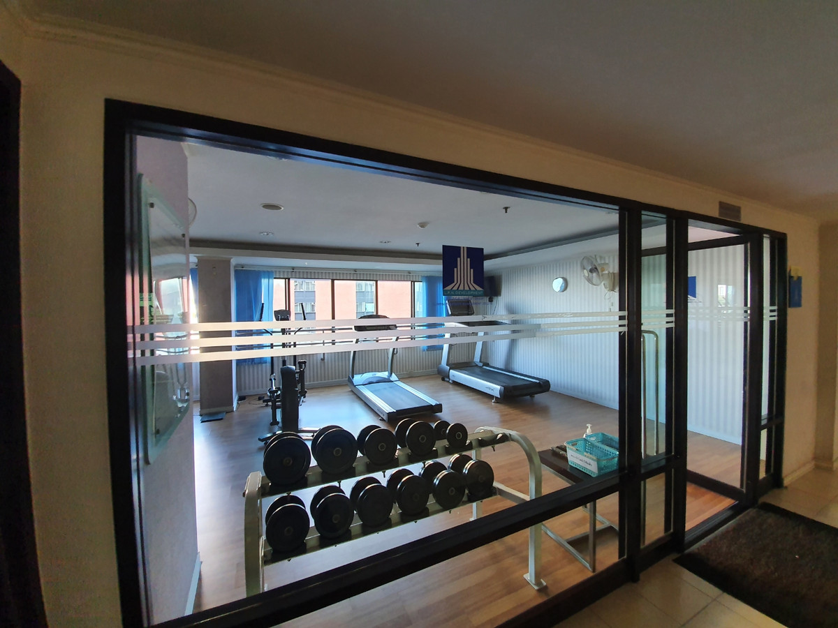 ให้เช่าคอนโดปิ่นเกล้า จรัญสนิทวงศ์ : สถานะตามภาพปก รีโรเวทใหม่**ห้องว่างนะครับผม ห้องหายาก เก๋าทำเล ทิศเหนือ** ให้เช่า ลุมพินี เพลส ปิ่นเกล้า 1 ห้องนอน ชั้นบนสุด 45 ตรม. ห้องสวยแต่งพร้อมอยู่ **SN203.4