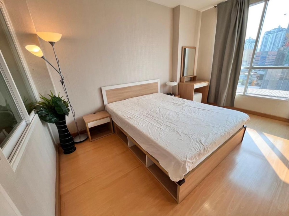 For RentCondoOnnut, Udomsuk : For rent at Life @ Sukhumvit 65 Negotiable at @m9898 (with @ too)