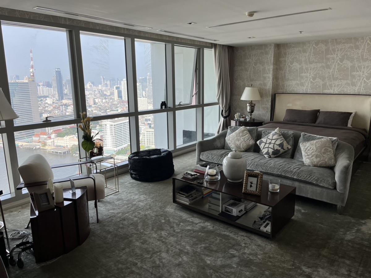 For SaleCondoWongwianyai, Charoennakor : 📢👇For sale 3 bedrooms duplex, rare items, luxury condo by the river , huge space and huge river view , near Icon Siam, Private Gym and Spa (Canadian wood jacuzzi), sell with furniture by Fendi, Ralph Lauren
