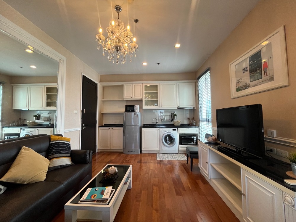 ให้เช่า 1 ห้องนอน เฟอร์ครบ ห้องมุม พร้อมอยู่ Rent 1 Bedroom Fully Furnished ! Loading...