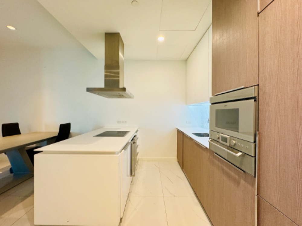 ขายคอนโดวิทยุ ชิดลม หลังสวน : 🔥🔥FOR SALE Fully Furnished : 𝟏𝟖𝟓 𝐑𝐀𝐉𝐀𝐃𝐀𝐌𝐑𝐈 , Size 𝟏𝟎𝟏.𝟎𝟓𝐬𝐪𝐦. 𝟐 Bedroom Price 𝟑𝟔.𝟕𝟔 𝐌𝐁 ติดต่อคุณณัฐ 𝟎𝟗𝟓𝟗𝟒𝟏𝟓𝟗𝟗𝟗