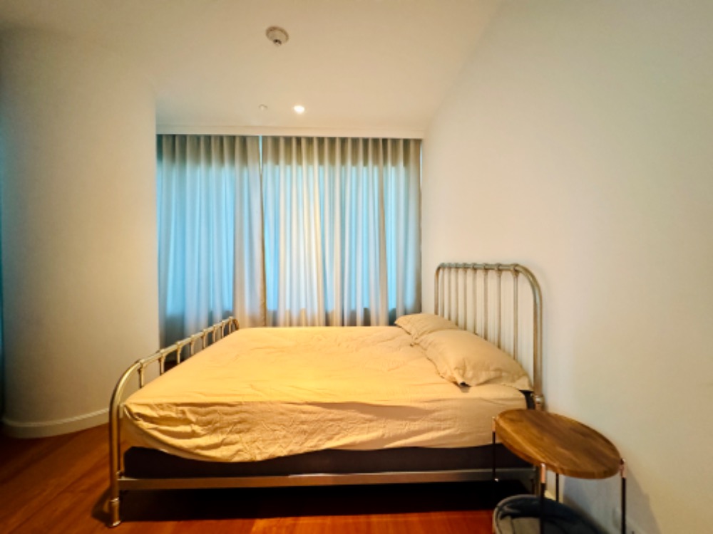 ขายคอนโดวิทยุ ชิดลม หลังสวน : 🔥🔥FOR SALE Fully Furnished : 𝟏𝟖𝟓 𝐑𝐀𝐉𝐀𝐃𝐀𝐌𝐑𝐈 , Size 𝟏𝟎𝟏.𝟎𝟓𝐬𝐪𝐦. 𝟐 Bedroom Price 𝟑𝟔.𝟕𝟔 𝐌𝐁 ติดต่อคุณณัฐ 𝟎𝟗𝟓𝟗𝟒𝟏𝟓𝟗𝟗𝟗