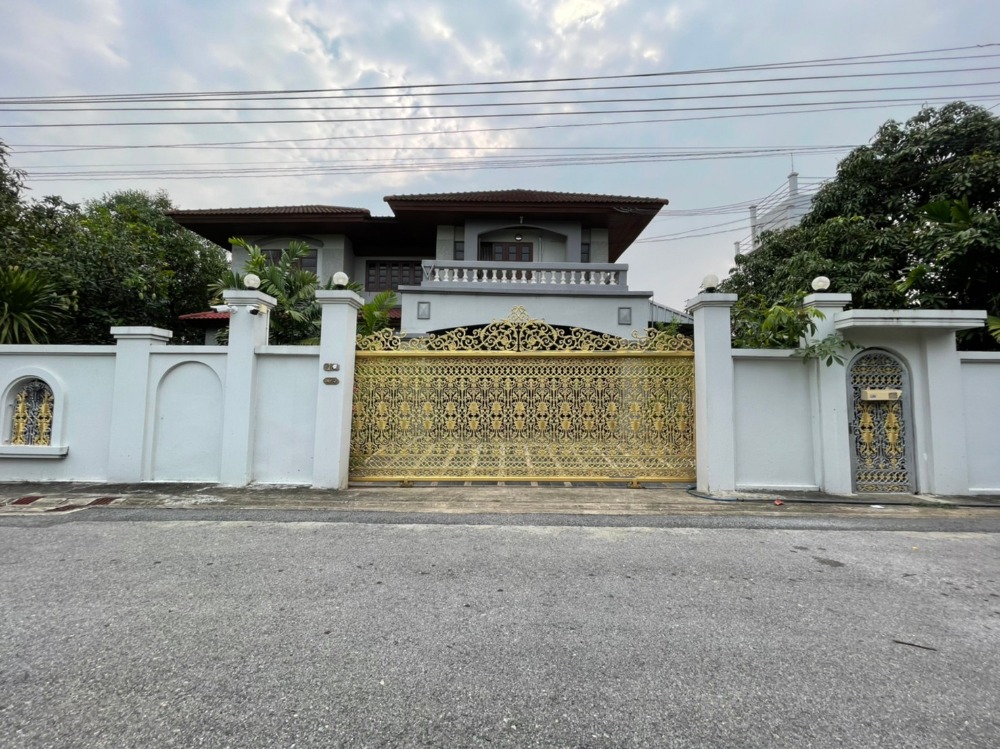 For RentHouseMin Buri, Romklao : Private Single Detached House with large yard & garden