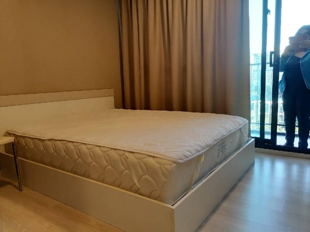 ขายคอนโดพระราม 9 เพชรบุรีตัดใหม่ RCA : Condolette Midst Rama9 For Sale 21.99 sq m., 9th floor, beautiful, luxurious, with furniture, balcony, unblock view