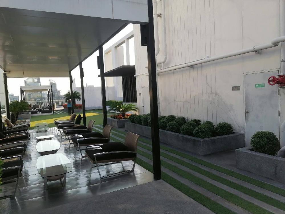 ขายคอนโดพระราม 9 เพชรบุรีตัดใหม่ RCA : Condolette Midst Rama9 For Sale 21.99 sq m., 9th floor, beautiful, luxurious, with furniture, balcony, unblock view