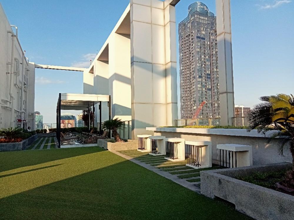 ขายคอนโดพระราม 9 เพชรบุรีตัดใหม่ RCA : Condolette Midst Rama9 For Sale 21.99 sq m., 9th floor, beautiful, luxurious, with furniture, balcony, unblock view