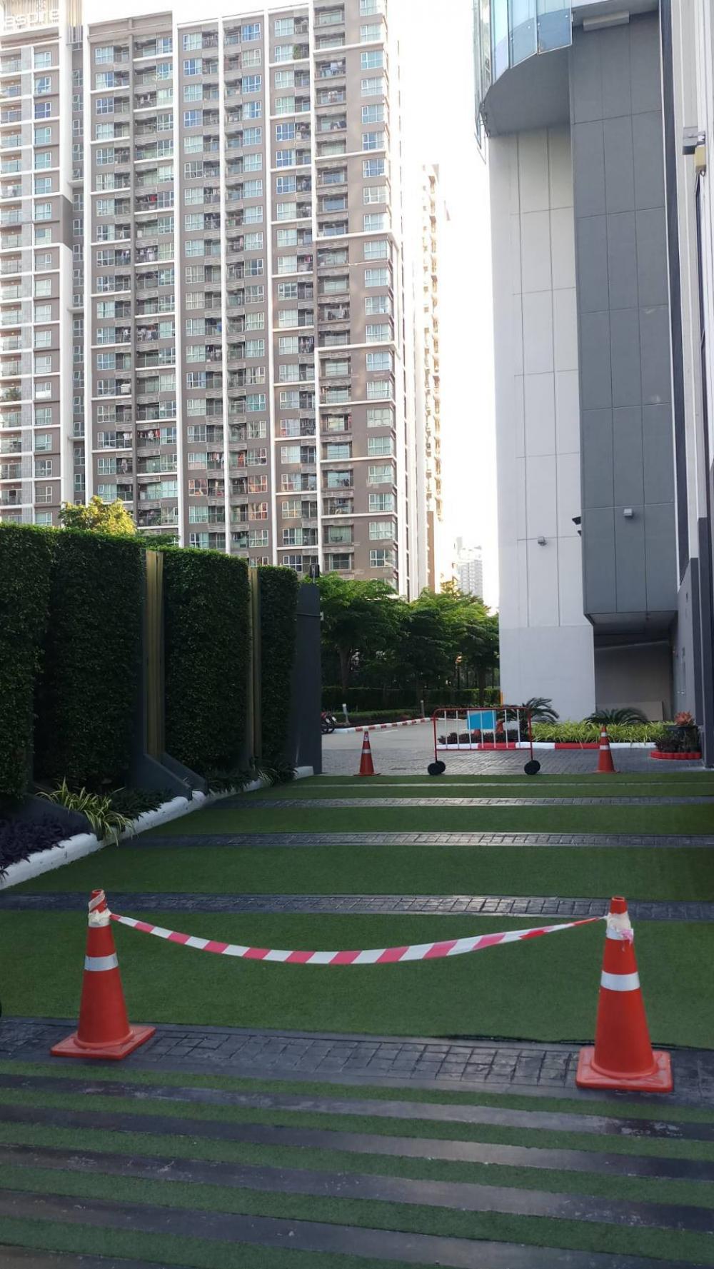 ขายคอนโดพระราม 9 เพชรบุรีตัดใหม่ RCA : Condolette Midst Rama9 For Sale 21.99 sq m., 9th floor, beautiful, luxurious, with furniture, balcony, unblock view