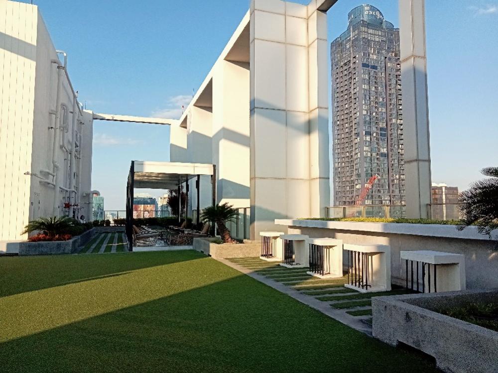 ขายคอนโดพระราม 9 เพชรบุรีตัดใหม่ RCA : Condolette Midst Rama9 For Sale 21.99 sq m., 9th floor, beautiful, luxurious, with furniture, balcony, unblock view