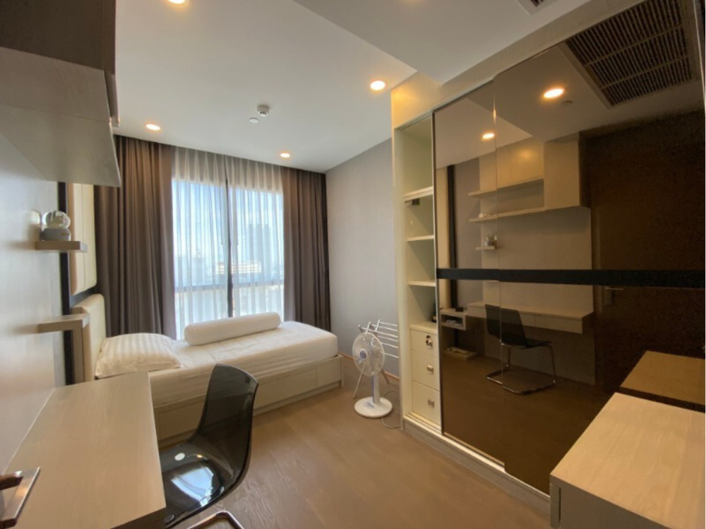 For RentCondoSiam Paragon ,Chulalongkorn,Samyan : Ashton Chula - Silom【𝐑𝐄𝐍𝐓】🔥 Classy style condo, Classy, ​​wide and comfortable view of the city, the city, a luscious central, near Sam Yan mall. Ready to move in 🔥 Contact Line ID: @hacondo