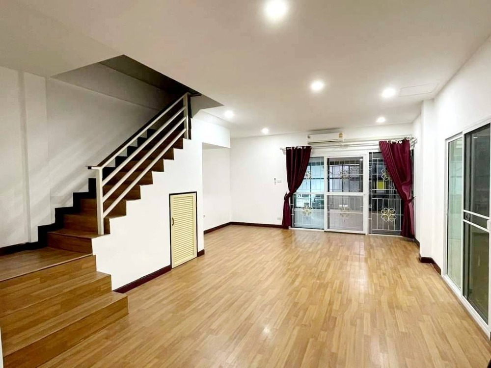 ขายบ้านปทุมธานี รังสิต ธรรมศาสตร์ : ขายบ้านแฝด 2 ชั้น หมู่บ้าน ทรัพย์ธานี5 คลอง8 ธัญบุรี ลำลูกกา (Baan Subthanee 5 Rangsit-Klong 8) รหัส H8014