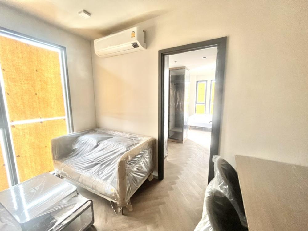 ขายคอนโดสยาม จุฬา สามย่าน : Chapter Chula - Samyan【𝐒𝐄𝐋𝐋】🔥 คอนโด 2 ห้องนอน สไตล์มินิมอลพร้อมเฟอร์ พื้นที่กว้าง ส่วนกลางจัดเต็ม 24 ชม. ใกล้ห้างดังสามย่าน พร้อมเข้าอยู่ 🔥 ติดต่อไลน์ไอดี: @hacondo