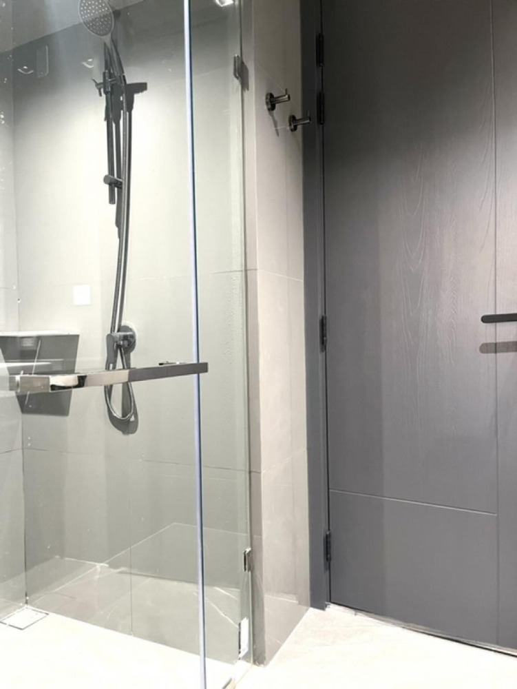 ขายคอนโดสยาม จุฬา สามย่าน : Chapter Chula - Samyan【𝐒𝐄𝐋𝐋】🔥 คอนโด 2 ห้องนอน สไตล์มินิมอลพร้อมเฟอร์ พื้นที่กว้าง ส่วนกลางจัดเต็ม 24 ชม. ใกล้ห้างดังสามย่าน พร้อมเข้าอยู่ 🔥 ติดต่อไลน์ไอดี: @hacondo