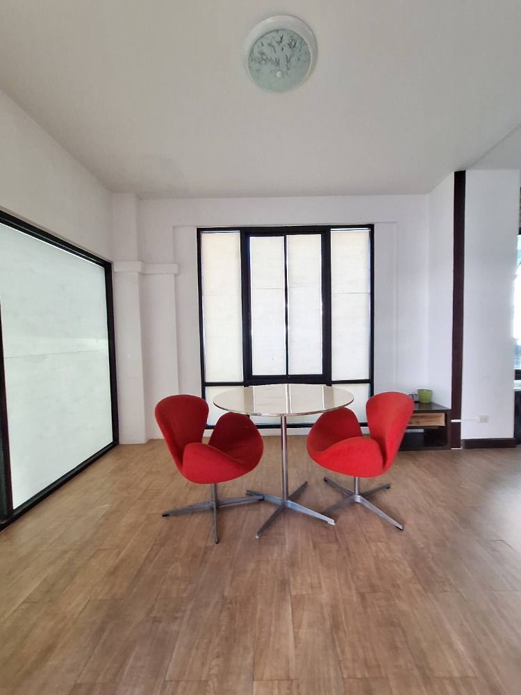 ให้เช่าโฮมออฟฟิศบางนา แบริ่ง ลาซาล : เช่า Home Office 4 ชั้น บางนา กม.2 กลางกรุงออฟฟิศ พาร์ค