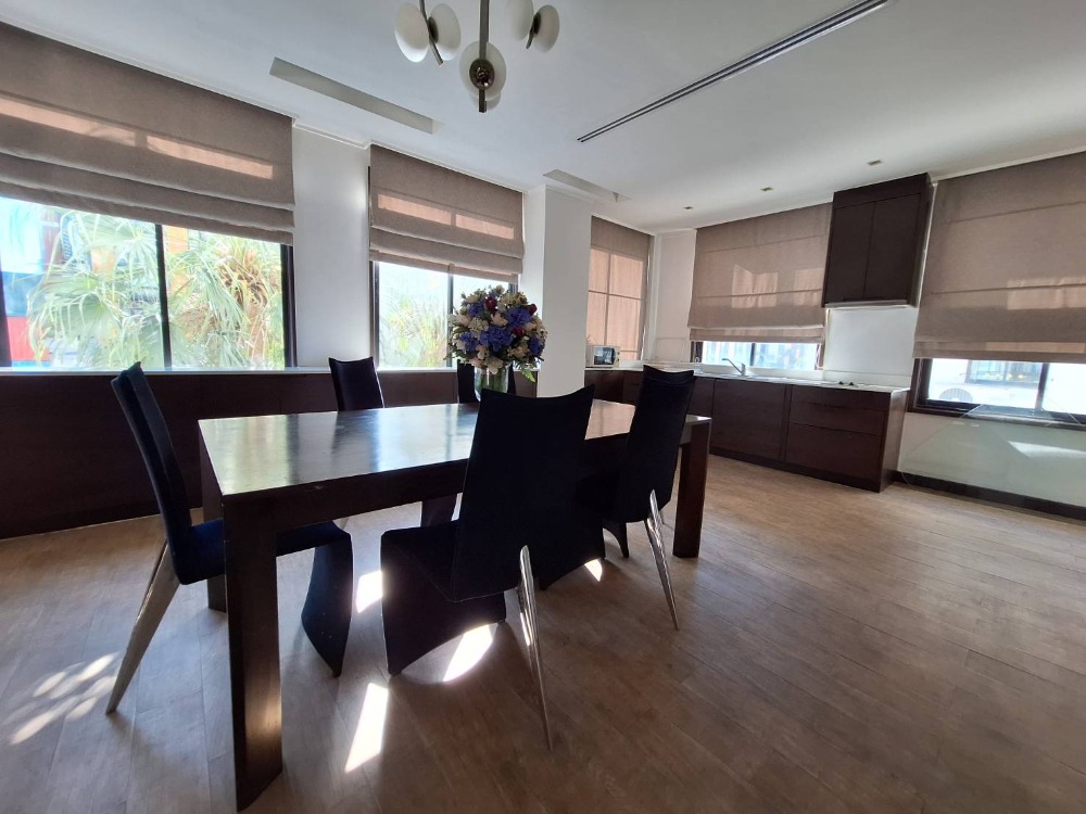 ให้เช่าโฮมออฟฟิศบางนา แบริ่ง ลาซาล : เช่า Home Office 4 ชั้น บางนา กม.2 กลางกรุงออฟฟิศ พาร์ค