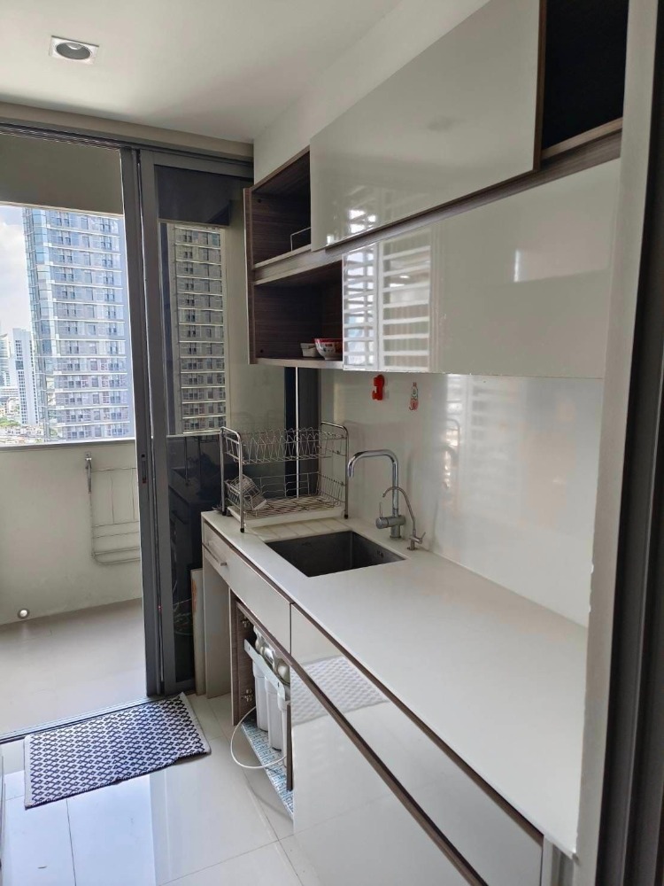 ขายคอนโดสยาม จุฬา สามย่าน : The Room Rama 4【𝐒𝐄𝐋𝐋】🔥ห้องกว้าง พื้นที่เยอะ สไตล์มินิมอล เครื่องใช้ครบถึงใจ ชั้นสูง พร้อมเข้าอยู่🔥 ติดต่อไลน์ไอดี: @hacondo