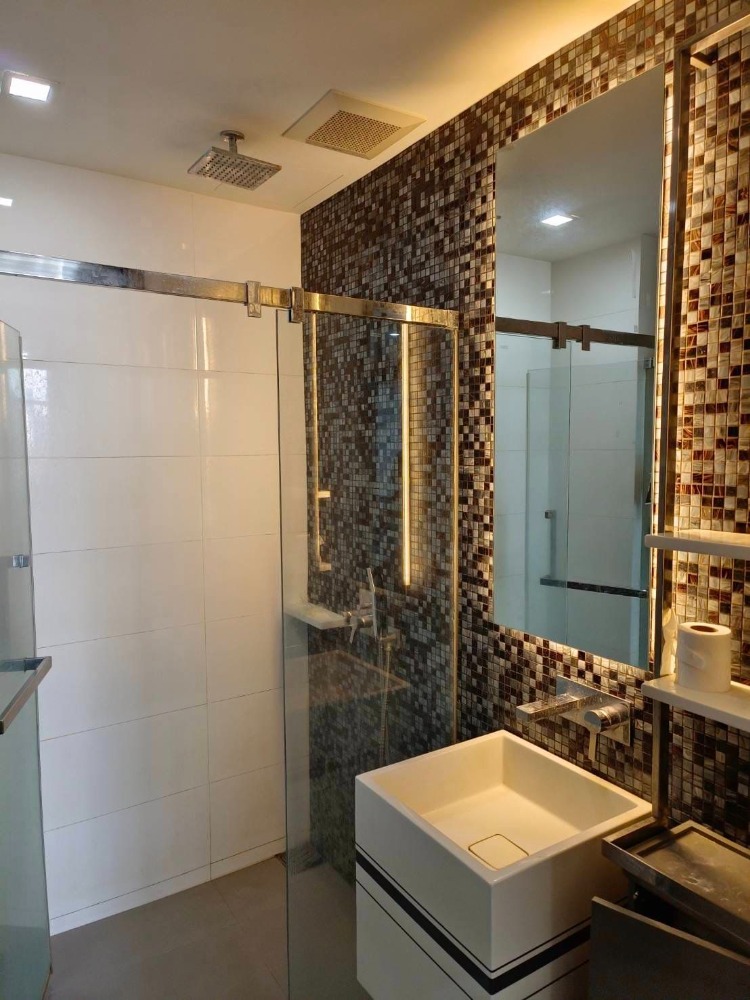 ขายคอนโดสยาม จุฬา สามย่าน : The Room Rama 4【𝐒𝐄𝐋𝐋】🔥ห้องกว้าง พื้นที่เยอะ สไตล์มินิมอล เครื่องใช้ครบถึงใจ ชั้นสูง พร้อมเข้าอยู่🔥 ติดต่อไลน์ไอดี: @hacondo