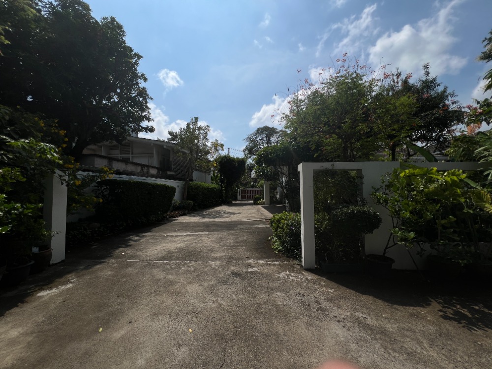 For SaleHouseSukhumvit, Asoke, Thonglor : House for sale Sukhumvit 49
