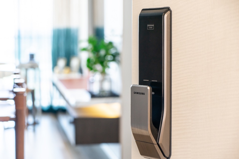 For SaleCondoSukhumvit, Asoke, Thonglor : 🔥🔥FOR SALE : Fully Furnished 𝐊𝐫𝐚𝐚𝐦 𝐒𝐮𝐤𝐡𝐮𝐦𝐯𝐢𝐭 𝟐𝟔 Size 𝟔𝟎.𝟖𝟖 𝐬𝐪𝐦. 𝟏 Bed 𝟏 Bath Price 𝟐𝟎.𝟖 𝐌𝐁 Contact Khun Nat 𝟎𝟗𝟓𝟗𝟒𝟏𝟓𝟗𝟗𝟗