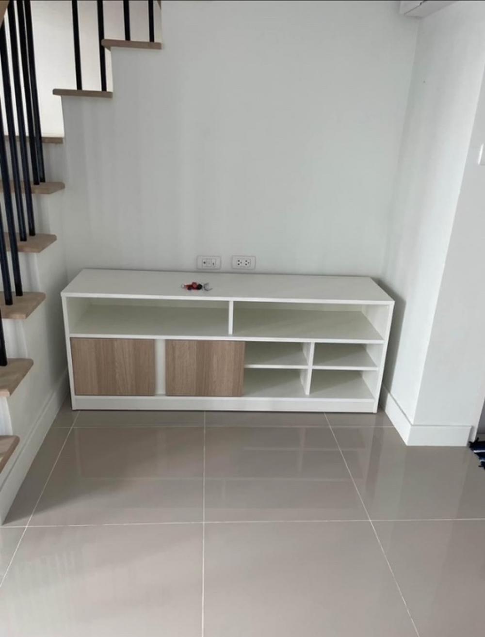 ให้เช่าทาวน์โฮมนวมินทร์ รามอินทรา : ให้เช่า ทาว์นโฮม 3 ชั้น โครงการ Eternity primrose- 3ห้องนอน 4 ห้องน้ำ- เฟอร์นิเจอร์ครบ แอร์ /ผ้าม่าน สภาพใหม่- รปภ 24 ชม