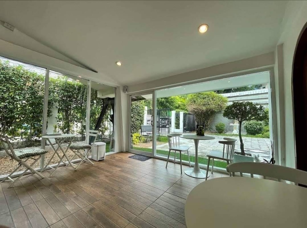 ให้เช่าบ้านอารีย์ อนุสาวรีย์ : บ้านเดี่ยว ย่าน สะพานความ อารีย์  : ใกล้ BTS สะพานควาย / เหมาะทำร้านอาหาร,