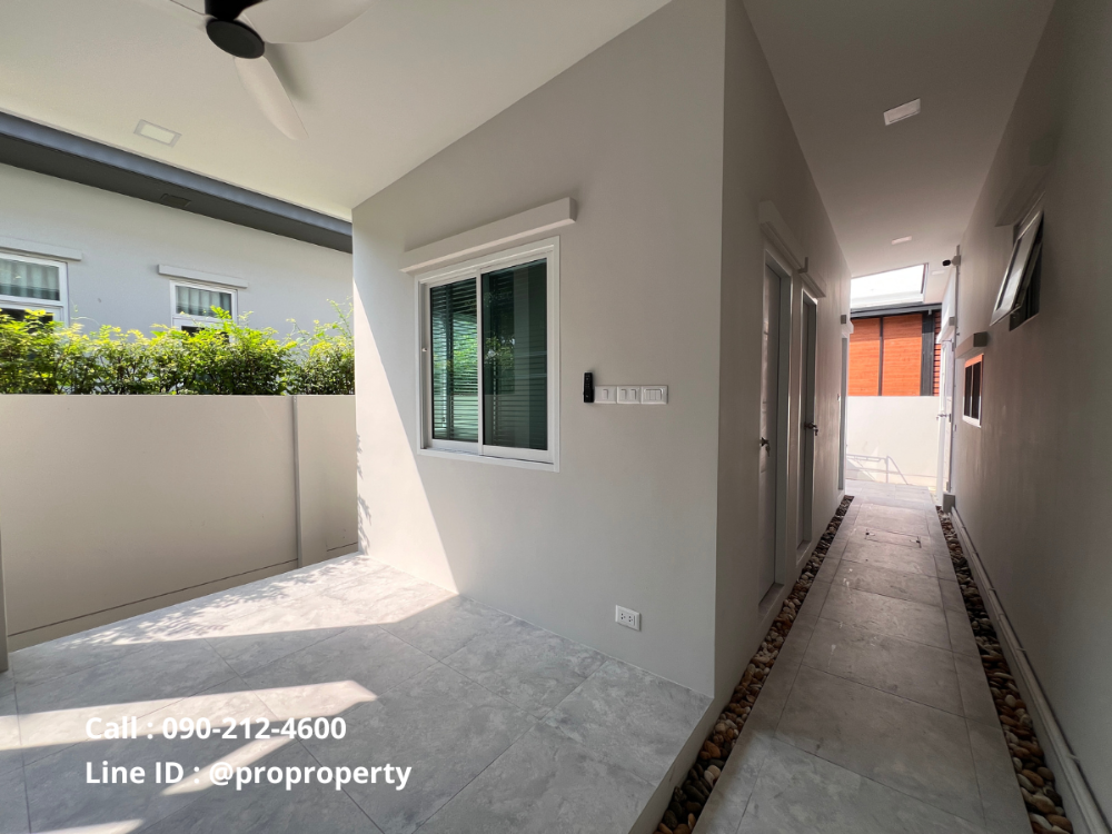 For SaleHouseEakachai, Bang Bon : The best location in the project Mantana Wongwaen-Bangbon Parking for 6 cars, very new condition, premium built-ins throughout, ready to move in.