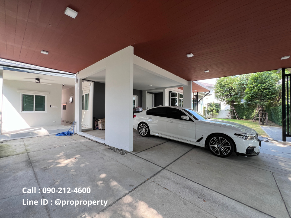 For SaleHouseEakachai, Bang Bon : The best location in the project Mantana Wongwaen-Bangbon Parking for 6 cars, very new condition, premium built-ins throughout, ready to move in.