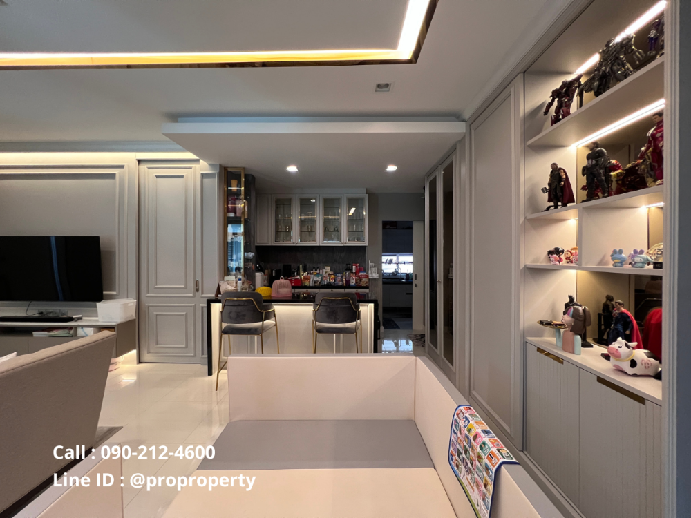 For SaleHouseEakachai, Bang Bon : The best location in the project Mantana Wongwaen-Bangbon Parking for 6 cars, very new condition, premium built-ins throughout, ready to move in.