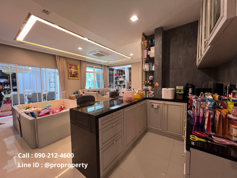 For SaleHouseEakachai, Bang Bon : The best location in the project Mantana Wongwaen-Bangbon Parking for 6 cars, very new condition, premium built-ins throughout, ready to move in.